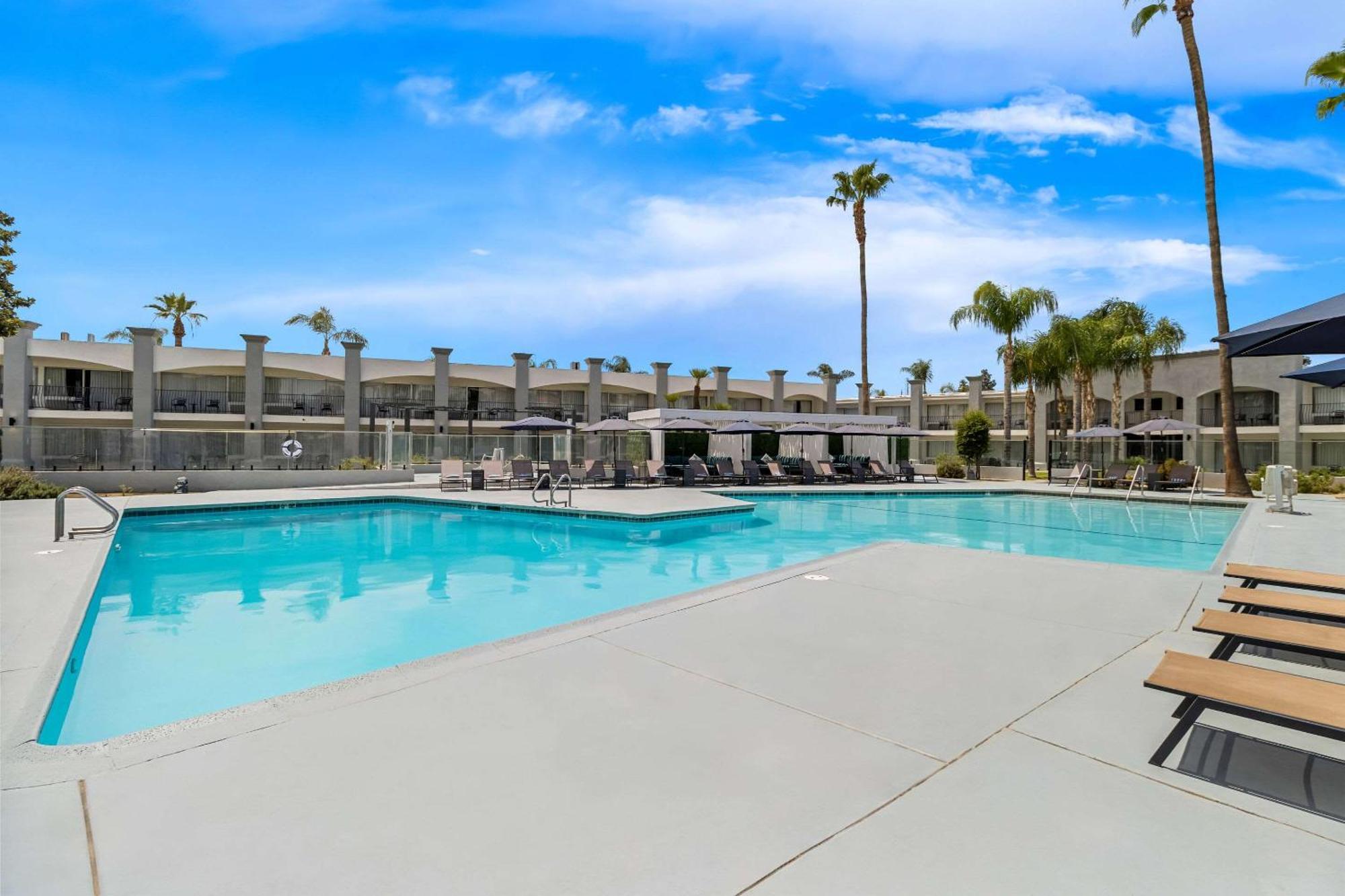 Hourglass Hotel, Ascend Hotel Collection Bakersfield Luaran gambar