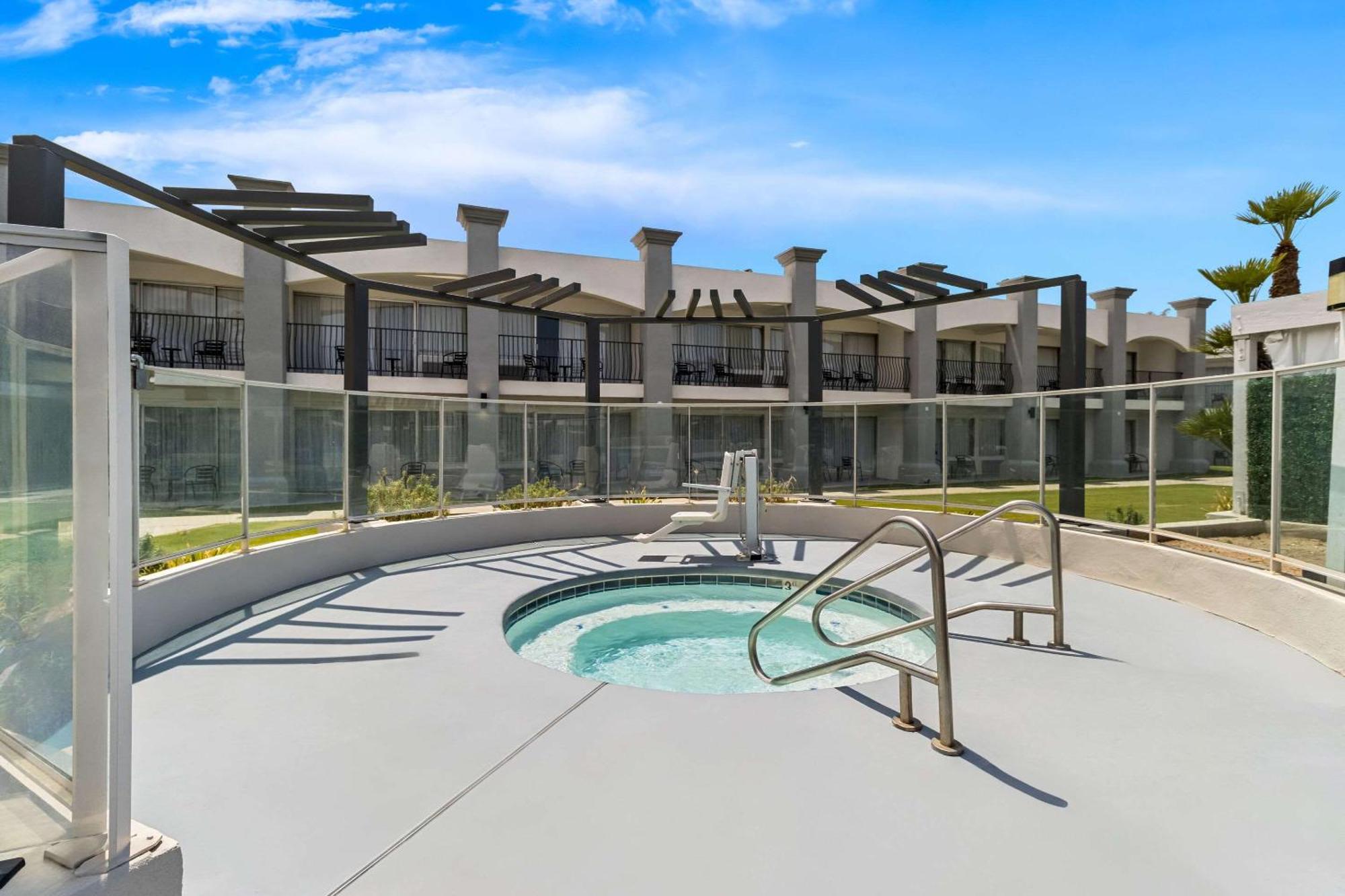 Hourglass Hotel, Ascend Hotel Collection Bakersfield Luaran gambar