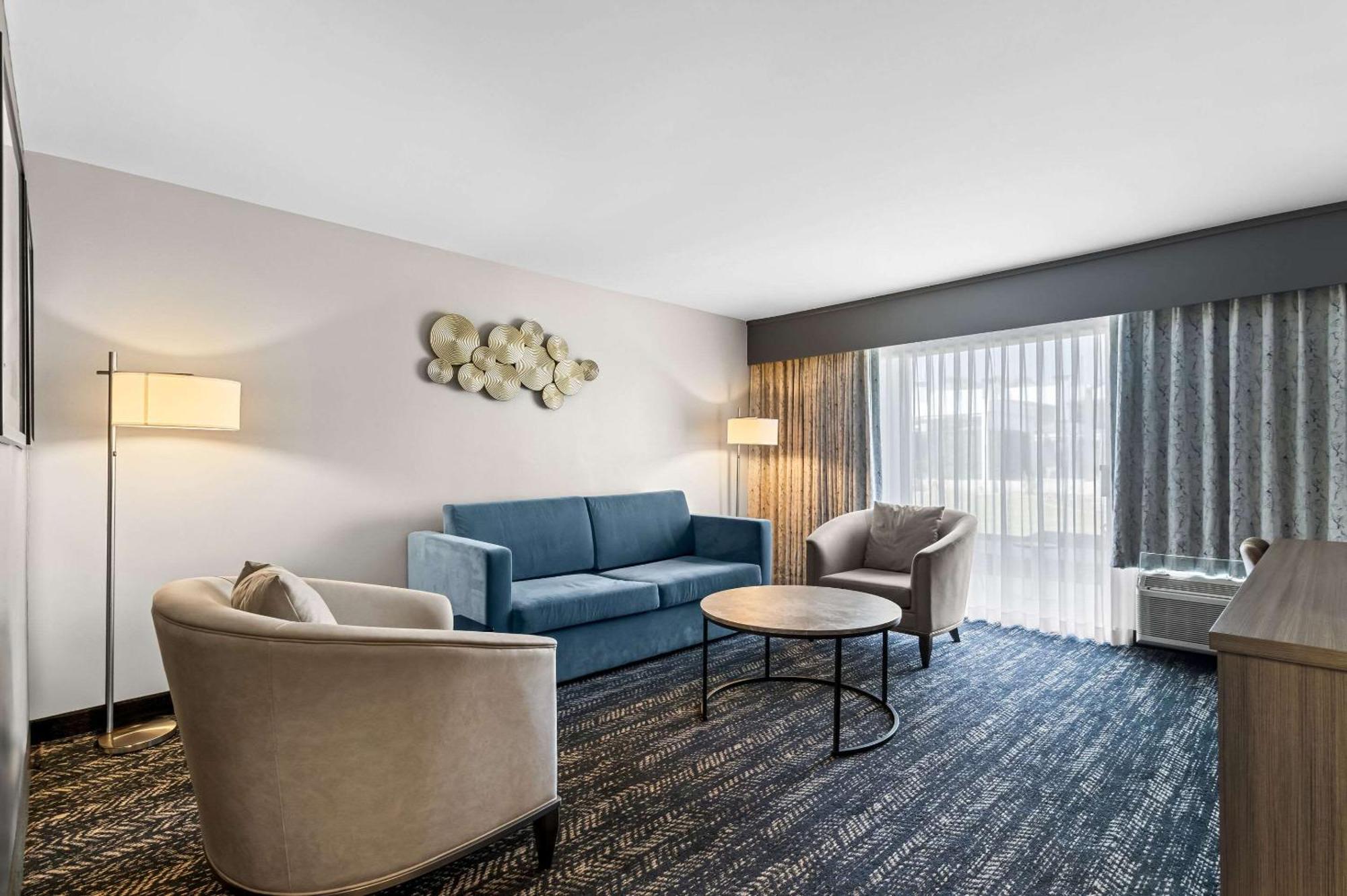Hourglass Hotel, Ascend Hotel Collection Bakersfield Luaran gambar