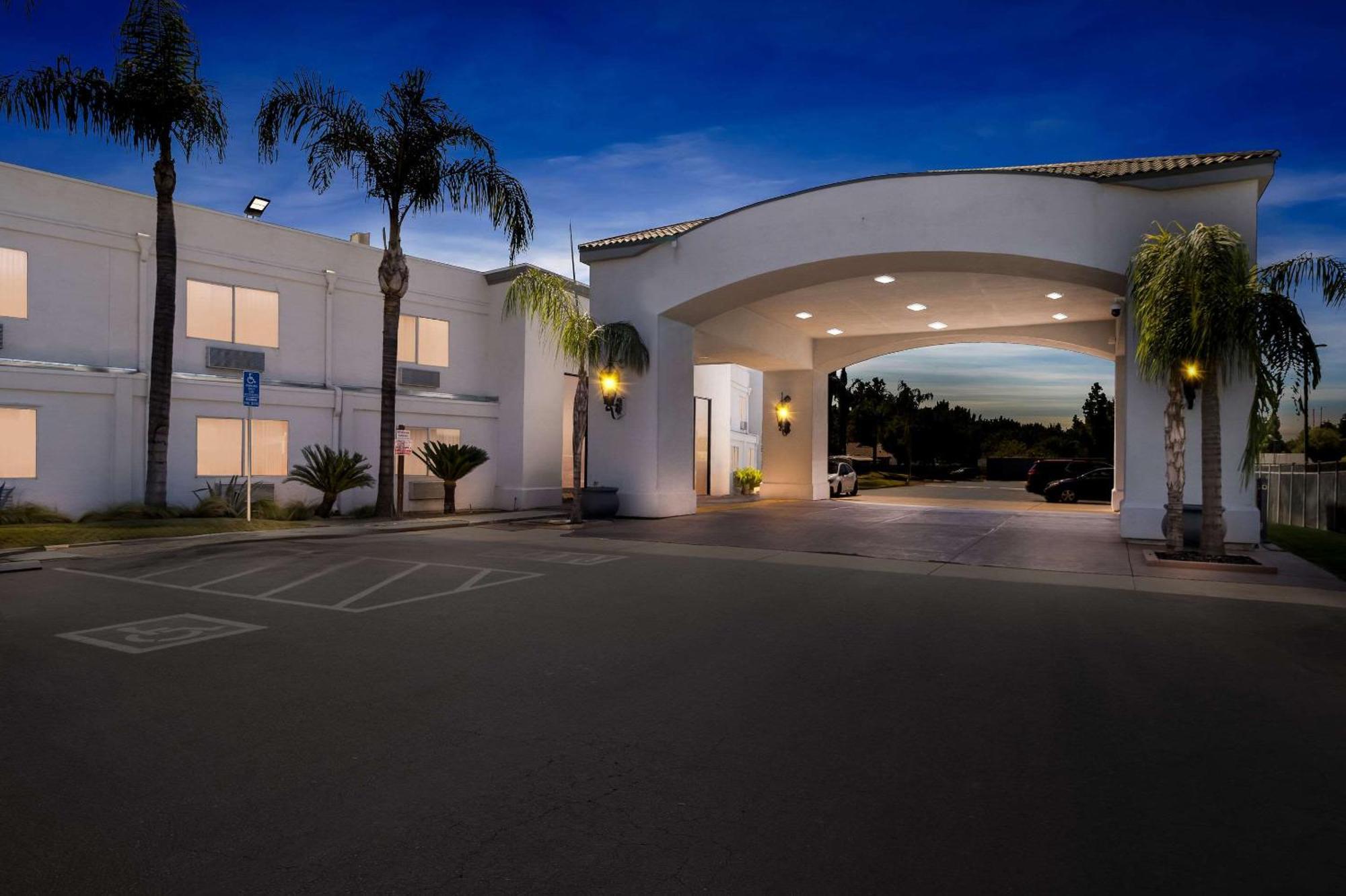 Hourglass Hotel, Ascend Hotel Collection Bakersfield Luaran gambar