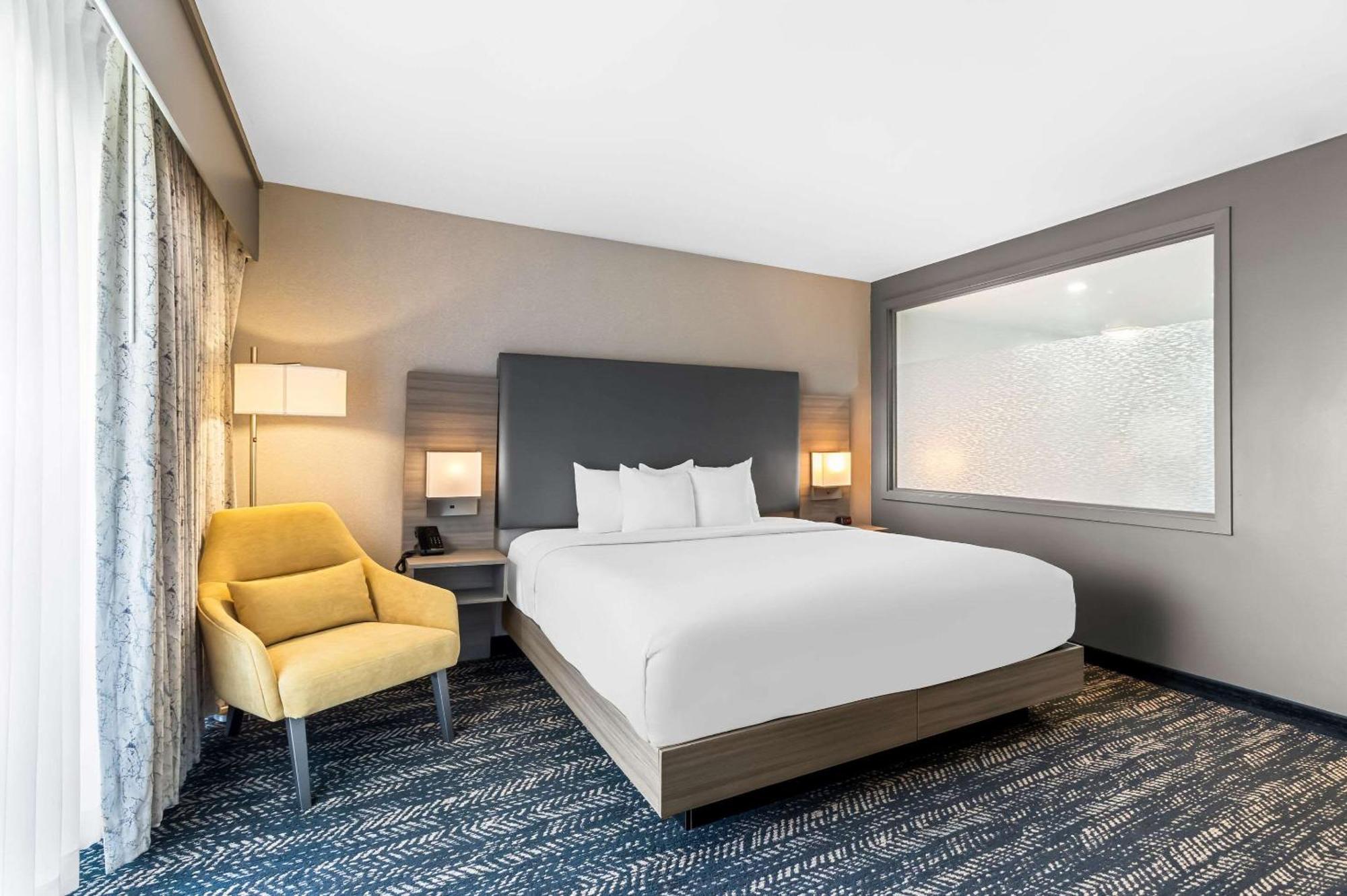 Hourglass Hotel, Ascend Hotel Collection Bakersfield Luaran gambar